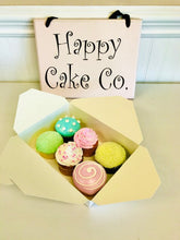 Load image into Gallery viewer, University of Idaho Easter Cupcakes 2025