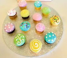 Load image into Gallery viewer, University of Idaho Easter Cupcakes 2026